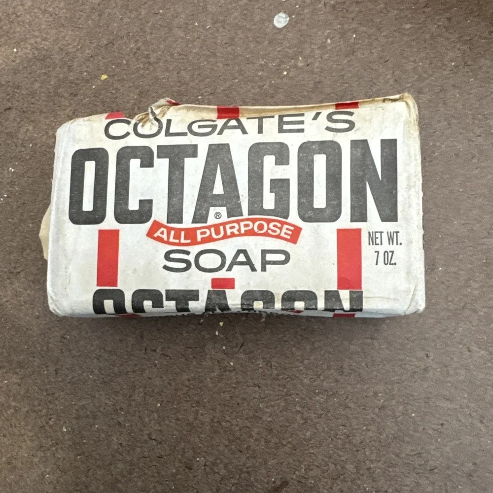 NEW Vintage‎ Antique Colgate Octagon All-Purpose Large Soap 7 oz Wrapper Damaged